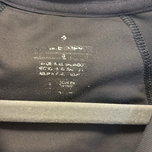 TOMMIE COPPER Women's Black Short Sleeve Top - Picture 9 of 12